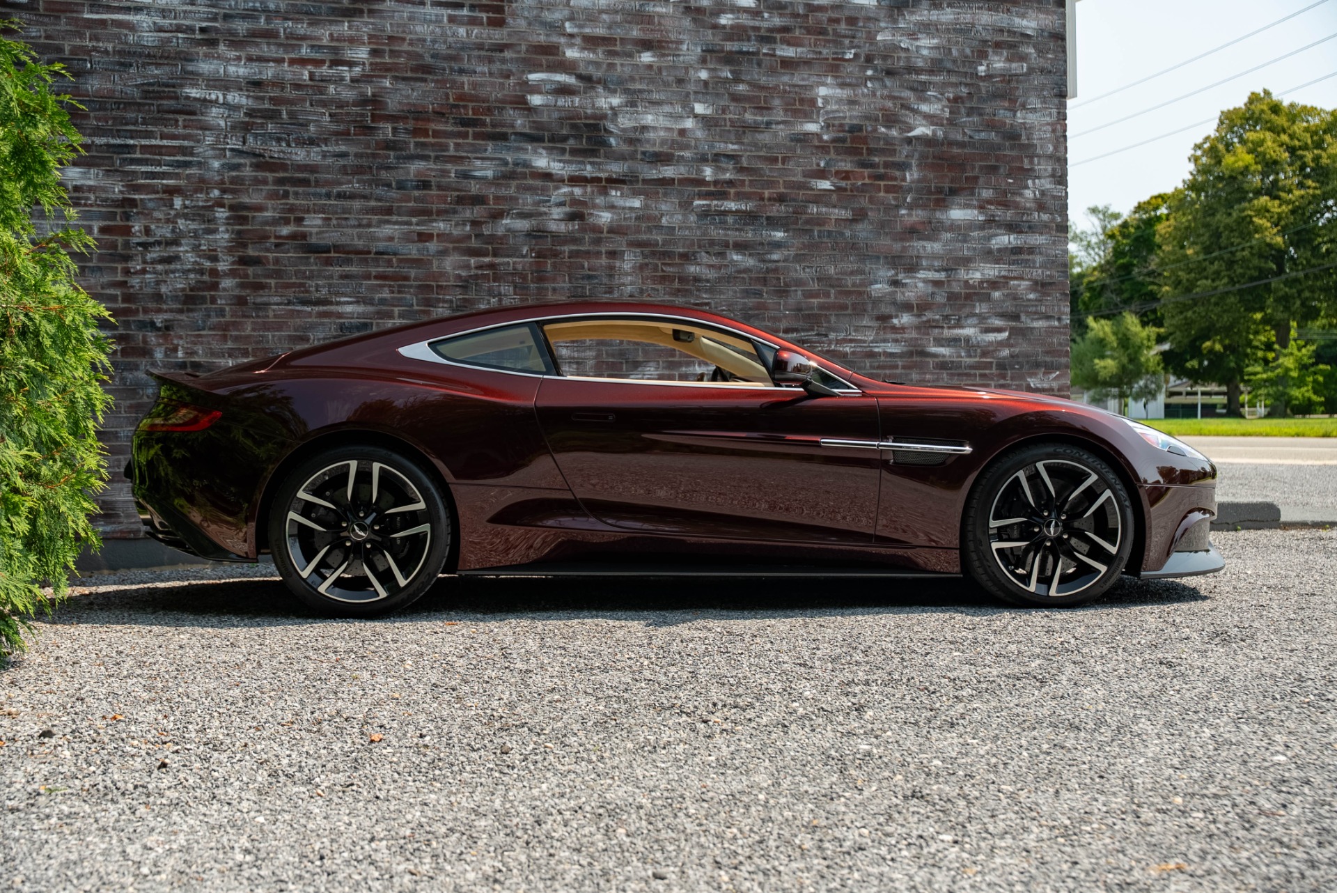 2015 Aston Martin Vanquish Base - Photo 12