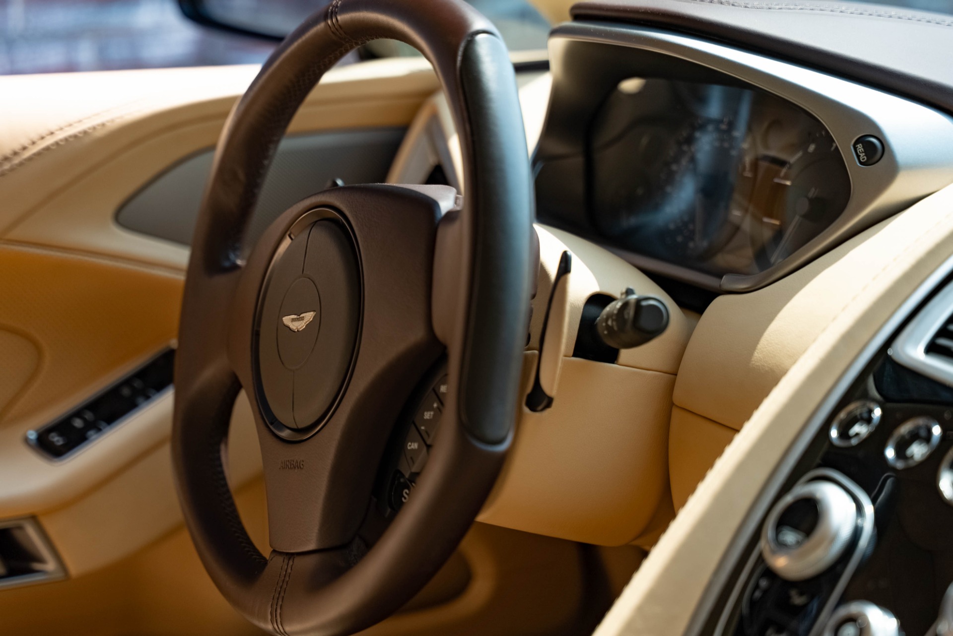 2015 Aston Martin Vanquish Base - Photo 14