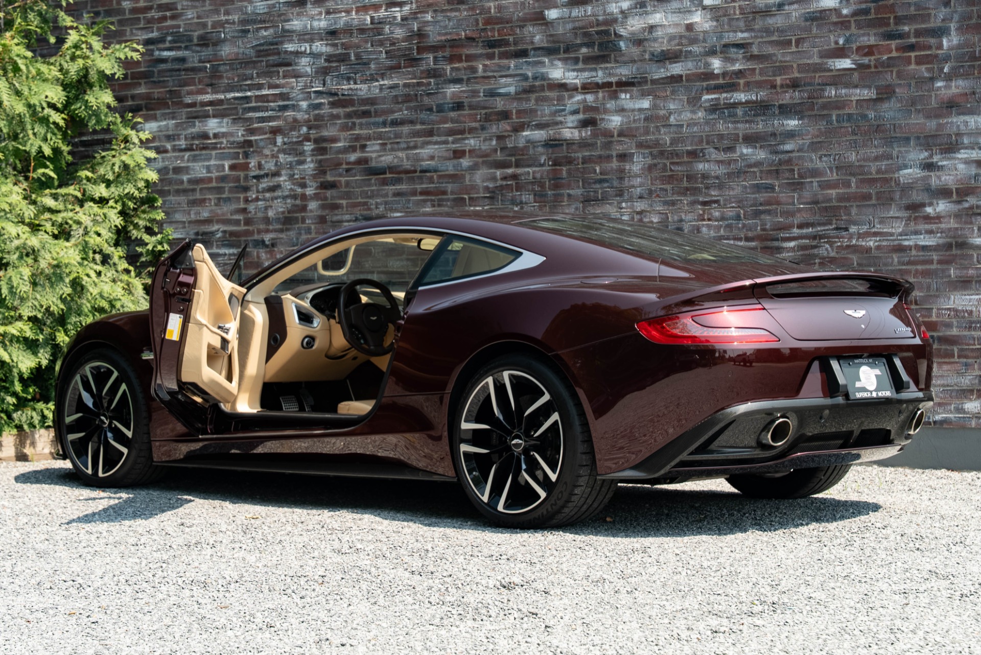 2015 Aston Martin Vanquish Base - Photo 25